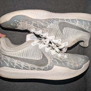 Nike KOBE Mamba Rage PLATINUM